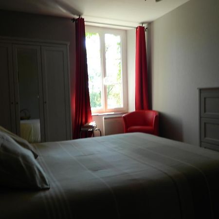 Chambre d’hôtes La Reserve Saint-Pierre-les-Bois Exterior foto